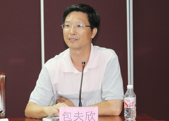 浙江電力建設監理有限公司項目總監包夫欣在會(huì )上講話(huà)