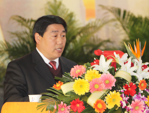 黨委書(shū)記張會(huì )民宣讀《表彰決定》
