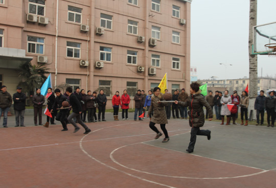 穩住了，向前沖