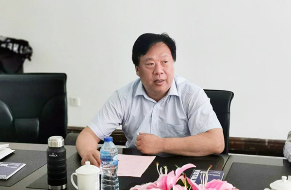 2-王天興副市長(cháng)與黃習功總經(jīng)理在會(huì )議上講話(huà)..jpg