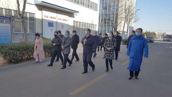 王副市長(cháng)一行在園區調研.jpeg