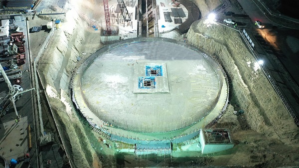 04、3#歐羅倉基礎底板順利澆筑完成.JPG