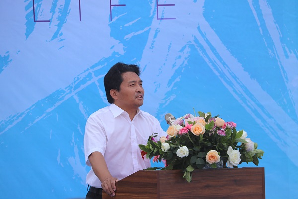 附圖2集團公司副董事長(cháng)、置業(yè)公司董事長(cháng)兼總經(jīng)理王慶偉致辭.jpg