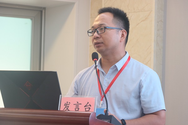 5、集團公司BIM中心主任曾良作《建設工程全過(guò)程BIM應用》分享.jpg