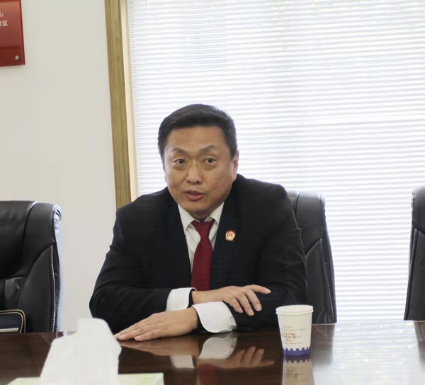3.牧野區人民法院副院長(cháng)鄭長(cháng)清講話(huà).jpg