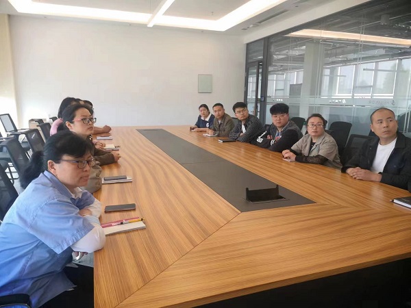 清水科技公司組織青年員工觀(guān)看會(huì )議直播.jpg