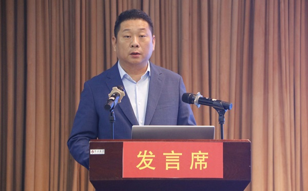 6-總經(jīng)理馮戰光講話(huà).JPG